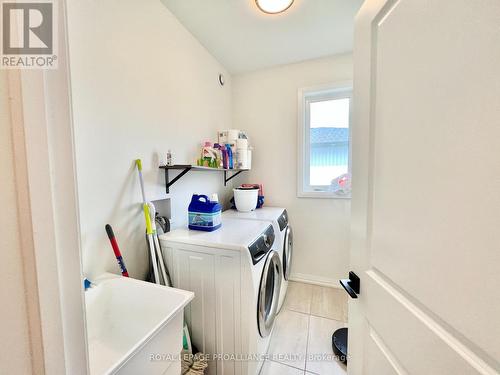 126 Centre Street, Belleville, ON - Indoor Photo Showing Laundry Room