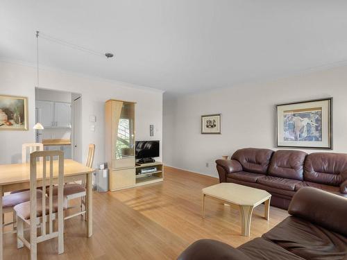 Salon - 5895 Rue Desaulniers, Montréal (Mercier/Hochelaga-Maisonneuve), QC - Indoor Photo Showing Living Room