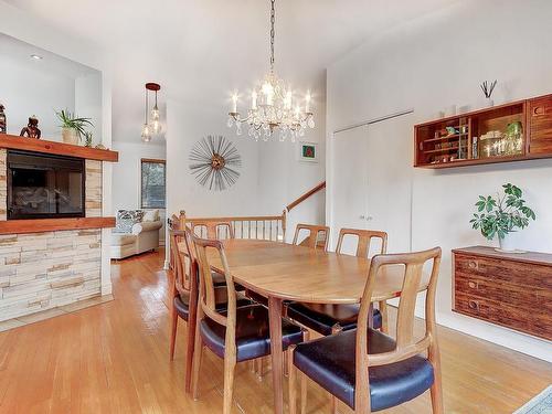 Salle Ã  manger - 1378 Rue Chanteclerc, Saint-Bruno-De-Montarville, QC - Indoor Photo Showing Dining Room With Fireplace