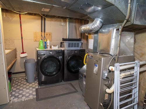 177 Rupert Street, Thunder Bay, ON - Indoor Photo Showing Laundry Room