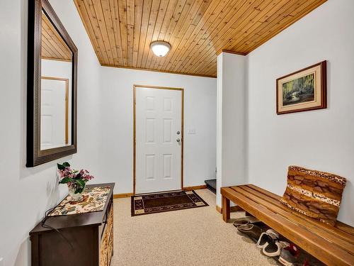 5305 Clearwater Valley Rd, Clearwater, BC - Indoor Photo Showing Other Room