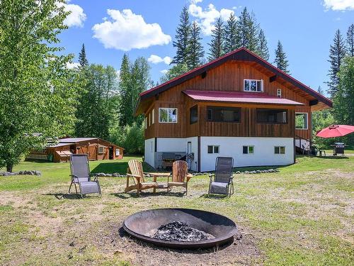 5305 Clearwater Valley Rd, Clearwater, BC - Outdoor With Deck Patio Veranda