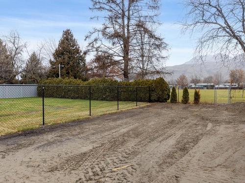 2450 Fleetwood Ave, Kamloops, BC - Outdoor With View