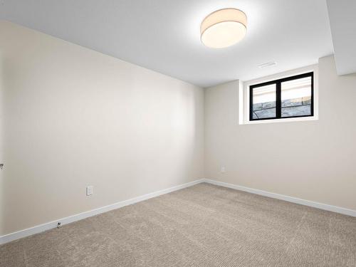 3453 Navatanee Drive, Kamloops, BC - Indoor Photo Showing Other Room