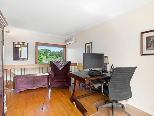 Office - 5996 Av. De L'Isère, Québec (Charlesbourg), QC 