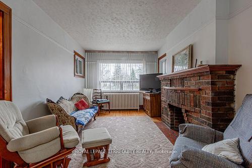 54 Mcnairn Ave, Toronto, ON - Indoor Photo Showing Living Room