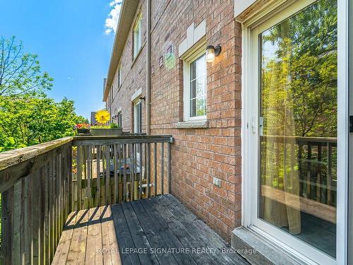 15-1128 Dundas St W, Mississauga, ON - Outdoor With Balcony With Exterior