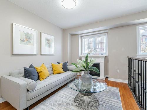 15-1128 Dundas St W, Mississauga, ON - Indoor Photo Showing Living Room With Fireplace