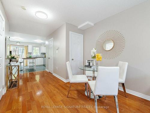 15-1128 Dundas St W, Mississauga, ON - Indoor Photo Showing Dining Room