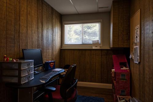 150 Bracewell Drive, Penticton, BC - Indoor Photo Showing Office