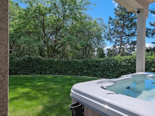 203 Biggar Road, Kelowna, BC - Outdoor