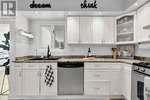 438 Magnolia Crescent, London, ON - Indoor Photo Showing Kitchen With Double Sink