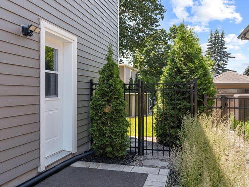 Exterior entrance - 671 Rue De L'Heure-Mauve, Mont-Saint-Hilaire, QC - Outdoor With Exterior