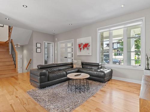 Salon - 671 Rue De L'Heure-Mauve, Mont-Saint-Hilaire, QC - Indoor Photo Showing Living Room