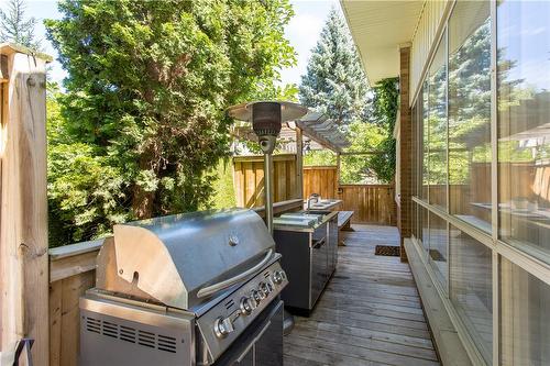 675 North Shore Boulevard E, Burlington, ON - Outdoor With Deck Patio Veranda With Exterior