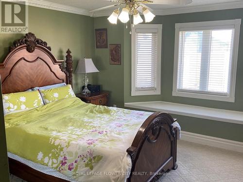 697 Dolly Bird Lane, Mississauga, ON - Indoor Photo Showing Bedroom