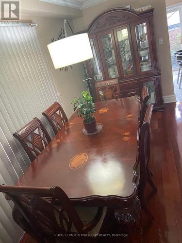 697 Dolly Bird Lane, Mississauga, ON - Indoor Photo Showing Dining Room