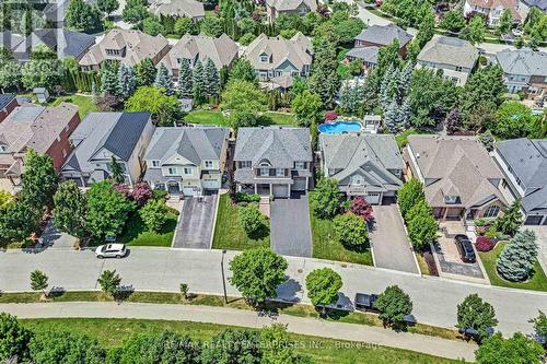 757 Merlot Court, Mississauga, ON - Outdoor With Facade With View