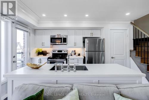 138 - 80 Parrotta Drive, Toronto, ON - Indoor Photo Showing Kitchen With Stainless Steel Kitchen With Upgraded Kitchen