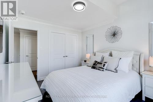 138 - 80 Parrotta Drive, Toronto, ON - Indoor Photo Showing Bedroom