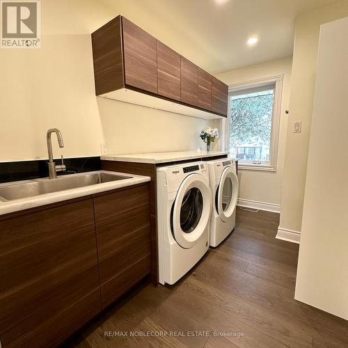 175 Garden Avenue, Richmond Hill, ON - Indoor Photo Showing Laundry Room