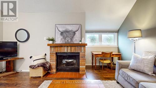 214 Escarpment Crescent, Collingwood, ON - Indoor Photo Showing Living Room With Fireplace