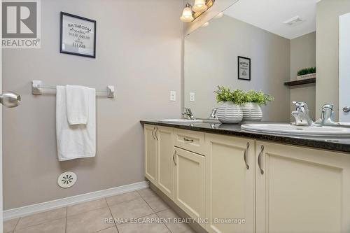 14 Bergamont Road, Brampton, ON - Indoor Photo Showing Bathroom