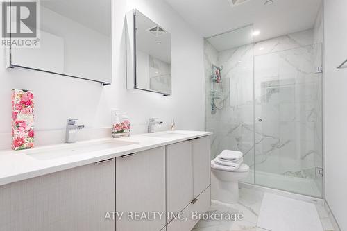 1810 - 1926 Lake Shore Boulevard W, Toronto, ON - Indoor Photo Showing Bathroom