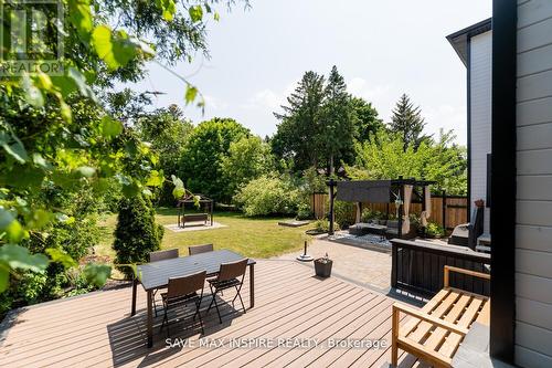 202 Townsend Avenue S, Burlington, ON - Outdoor With Deck Patio Veranda