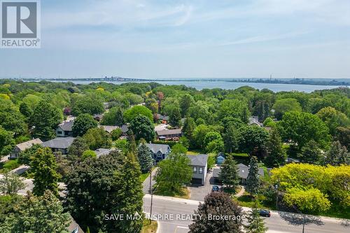 202 Townsend Avenue S, Burlington, ON - Outdoor With Body Of Water With View