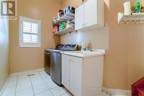 Upper - 426 Arrowsmith Drive, Mississauga, ON - Indoor Photo Showing Laundry Room