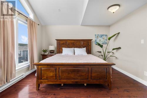 65 Iceland Place, St. John'S, NL - Indoor Photo Showing Bedroom