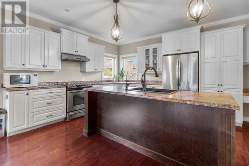 65 Iceland Place, St. John'S, NL - Indoor Photo Showing Kitchen With Upgraded Kitchen