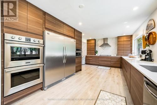 996 Oshawa Boulevard N, Oshawa, ON - Indoor Photo Showing Kitchen