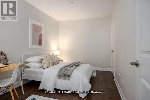 304 - 200 Woodbine Avenue, Toronto, ON - Indoor Photo Showing Bedroom