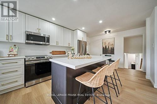 850 Central Park Boulevard N, Oshawa, ON - Indoor Photo Showing Kitchen With Stainless Steel Kitchen With Upgraded Kitchen