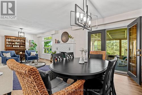 124 Reid Street, Kawartha Lakes, ON - Indoor Photo Showing Dining Room