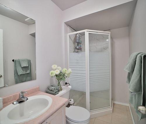 2531 Northampton Boulevard|Unit #19, Burlington, ON - Indoor Photo Showing Bathroom