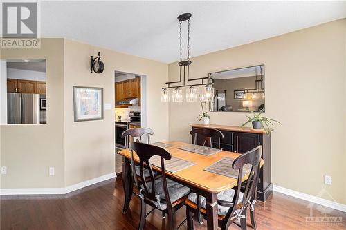 564 Renaissance Drive, Ottawa, ON - Indoor Photo Showing Dining Room