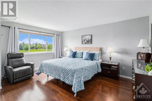 564 Renaissance Drive, Ottawa, ON - Indoor Photo Showing Bedroom