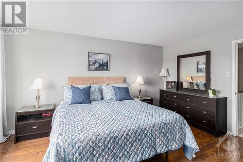 564 Renaissance Drive, Ottawa, ON - Indoor Photo Showing Bedroom