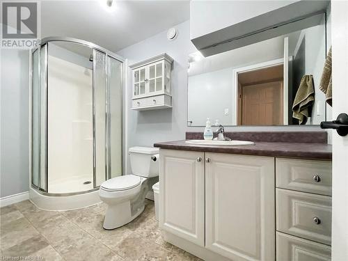 60 Mariah Street, North Bay, ON - Indoor Photo Showing Bathroom