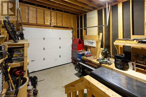 60 Mariah Street, North Bay, ON - Indoor Photo Showing Garage