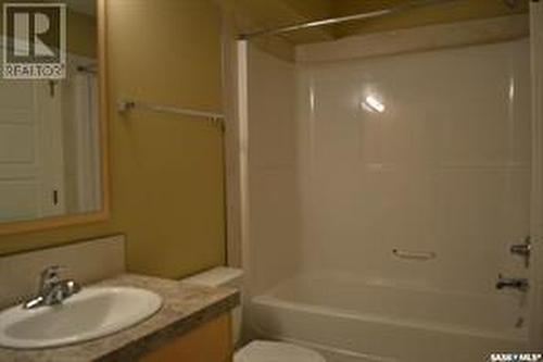 88 5642 Gordon Road, Regina, SK - Indoor Photo Showing Bathroom