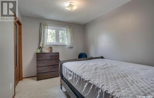 134 Staigh Crescent, Saskatoon, SK - Indoor Photo Showing Bedroom