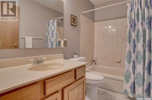 134 Staigh Crescent, Saskatoon, SK - Indoor Photo Showing Bathroom