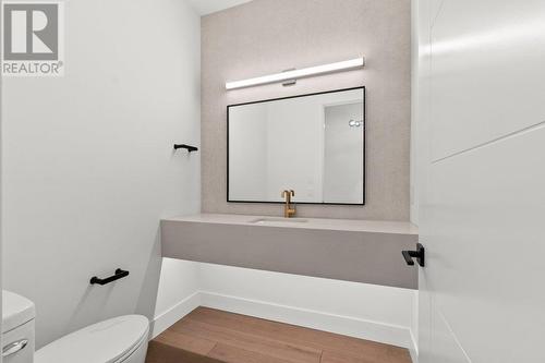 2536 Pinnacle Ridge Drive, West Kelowna, BC - Indoor Photo Showing Bathroom