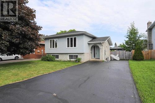 43 Sutton Pl, Sault Ste. Marie, ON - Outdoor With Facade