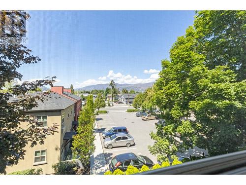 920 Glenwood Avenue Unit# 201, Kelowna, BC - Outdoor With View