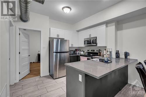 1179 Shillington Avenue, Ottawa, ON - Indoor Photo Showing Kitchen